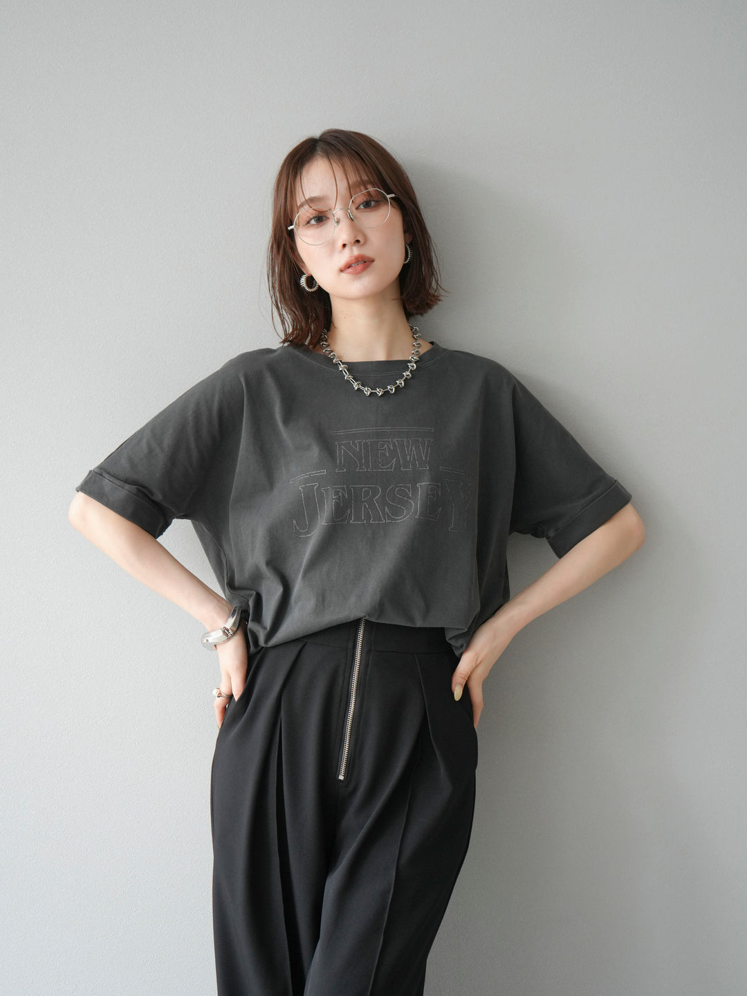 [予約]ビンテージロゴプリントTシャツ/チャコール