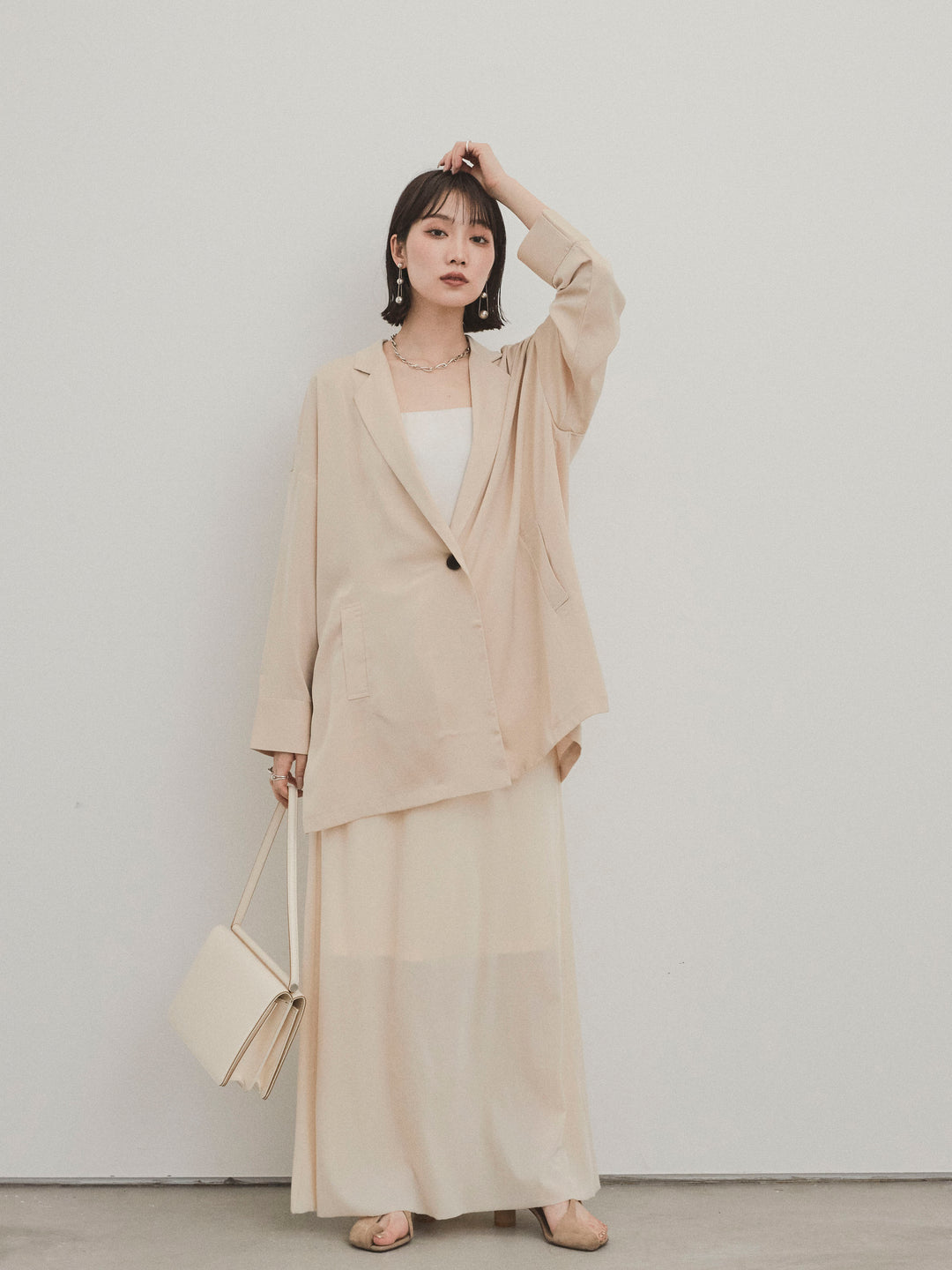 [SET] 霧面緞面外套 + 天鵝絨半身裙 (2set)
