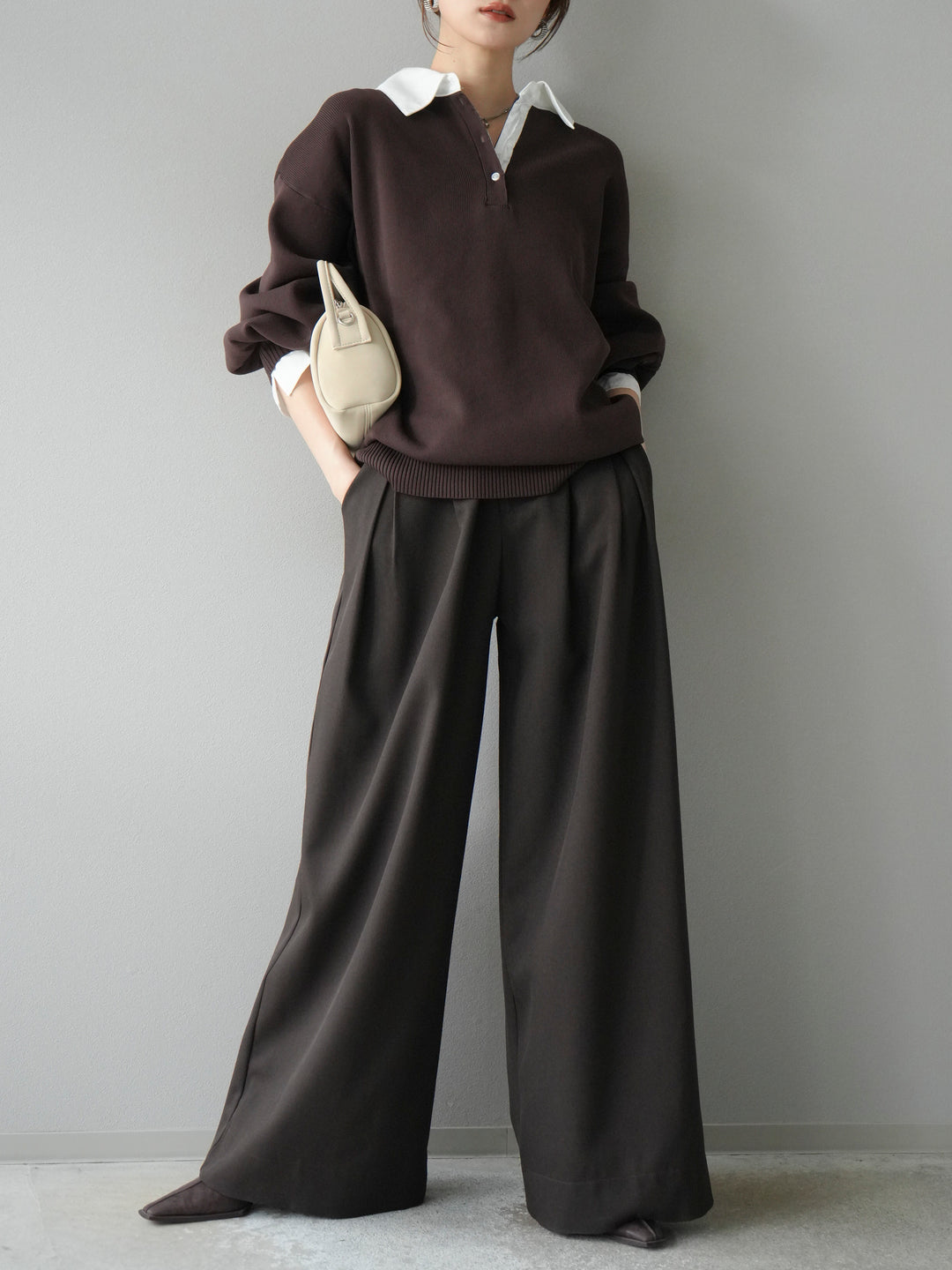 [預訂] 領口Polo針織套衫/棕色