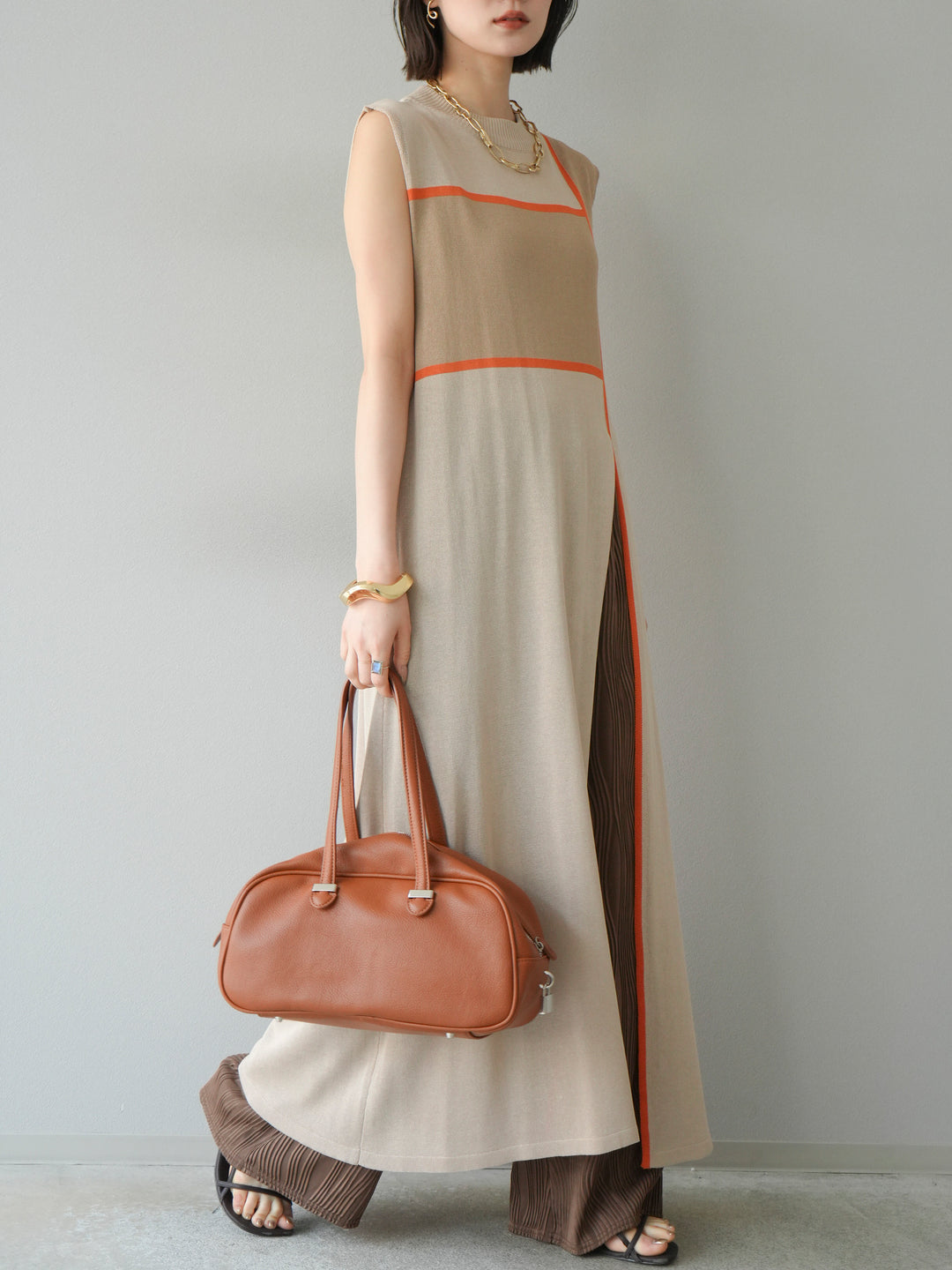 [SET] 配色開衩針織洋裝 + 波浪滾邊休閒褲 (2件套)