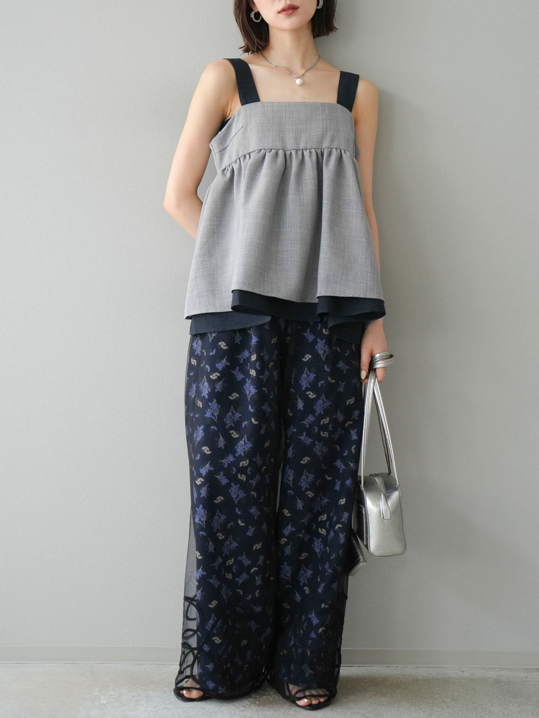 [SET]リネンライク配色フレアタンクトップ+コード刺繍チュールレイヤードパンツ+ブーケプリントタックパンツ(3set)