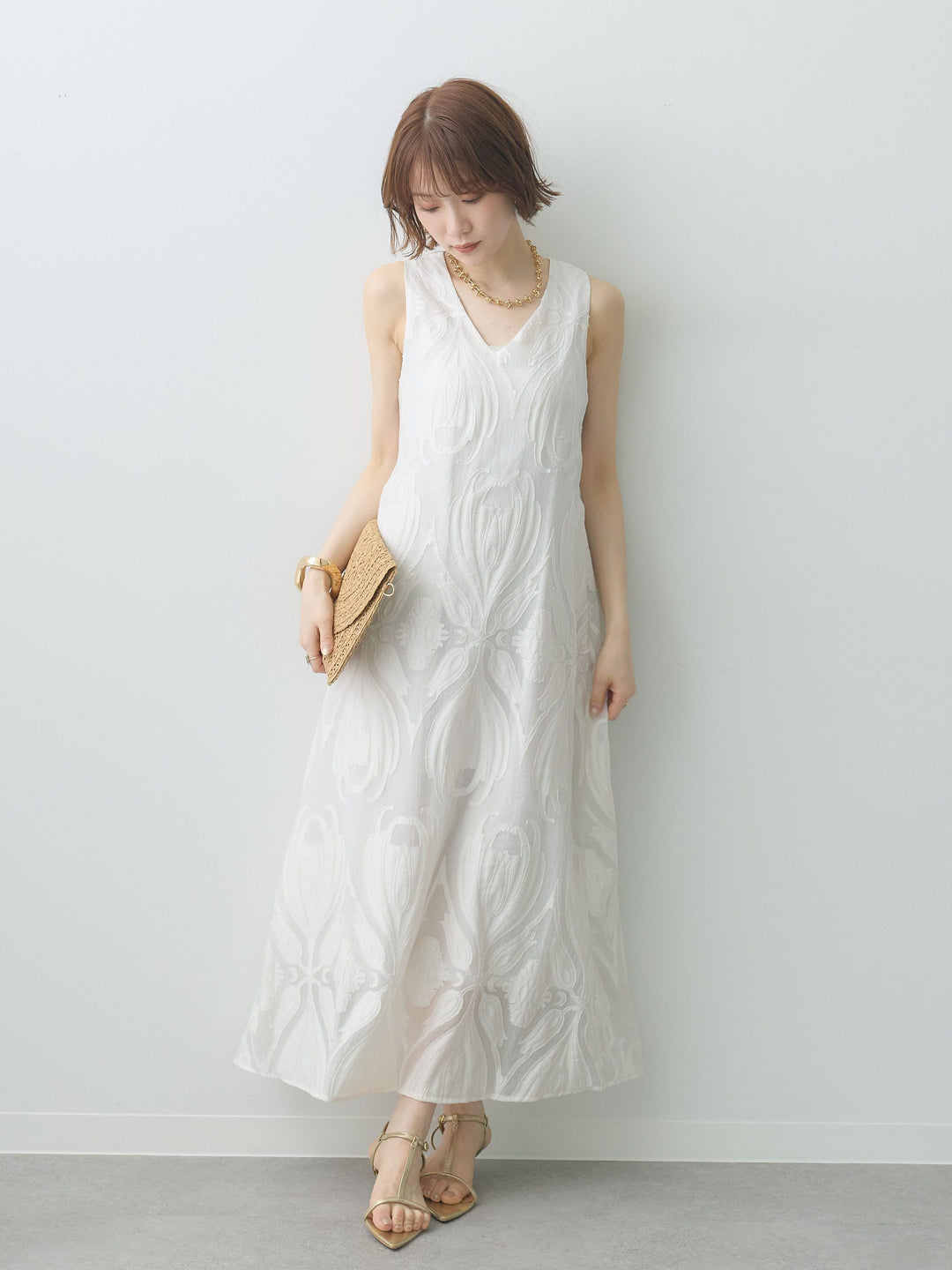 [予約]Vネックシアージャガードノースリワンピース/white