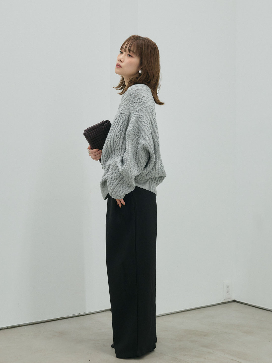 【Allure】[SET]ケーブルワンショルニットプルオーバー+ループデザインツイルワイドパンツ(2set)