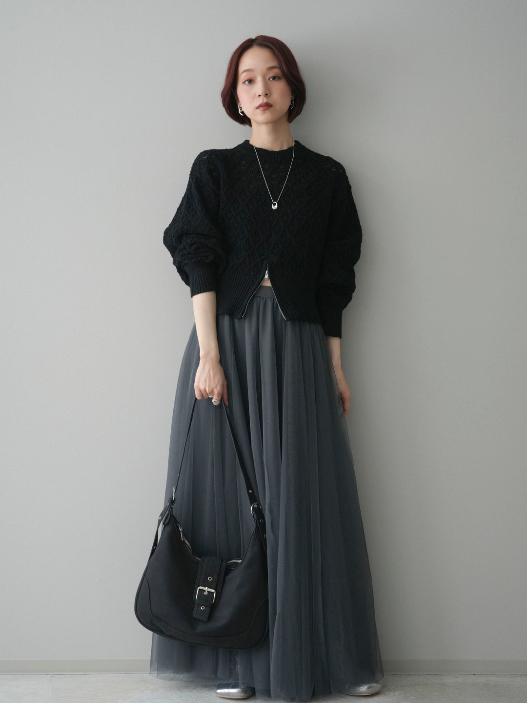 [予約]透かし編みフロントジップスリットニットプルオーバー/black