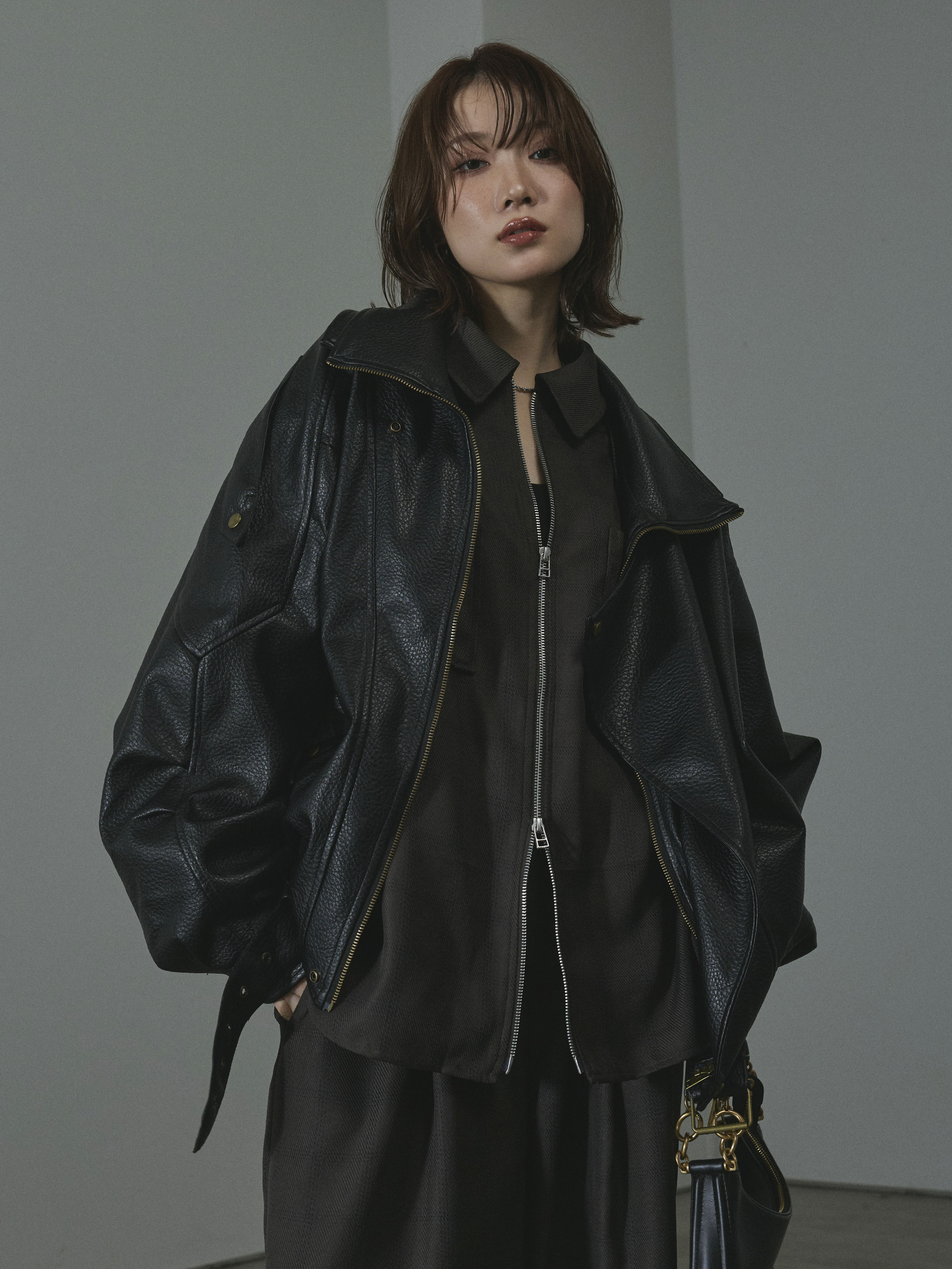 HERMES スタンドカラーブルゾン レザーパイピング L相当 ブラック系 HERMES スタンドカラーブルゾン レザーパイピング L相当 ブラック系