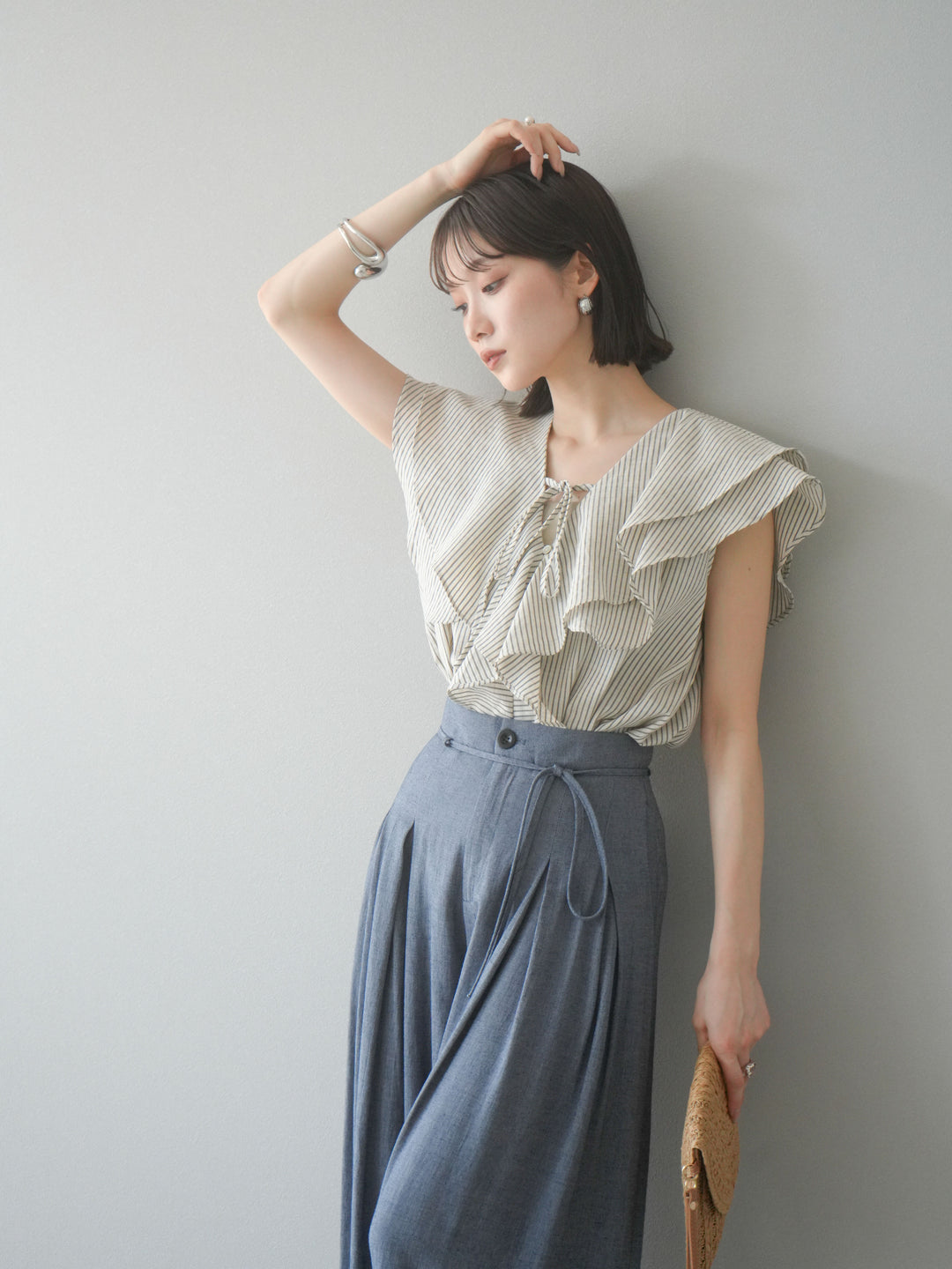 [予約]リネンライクストライプラッフルブラウス/ホワイト