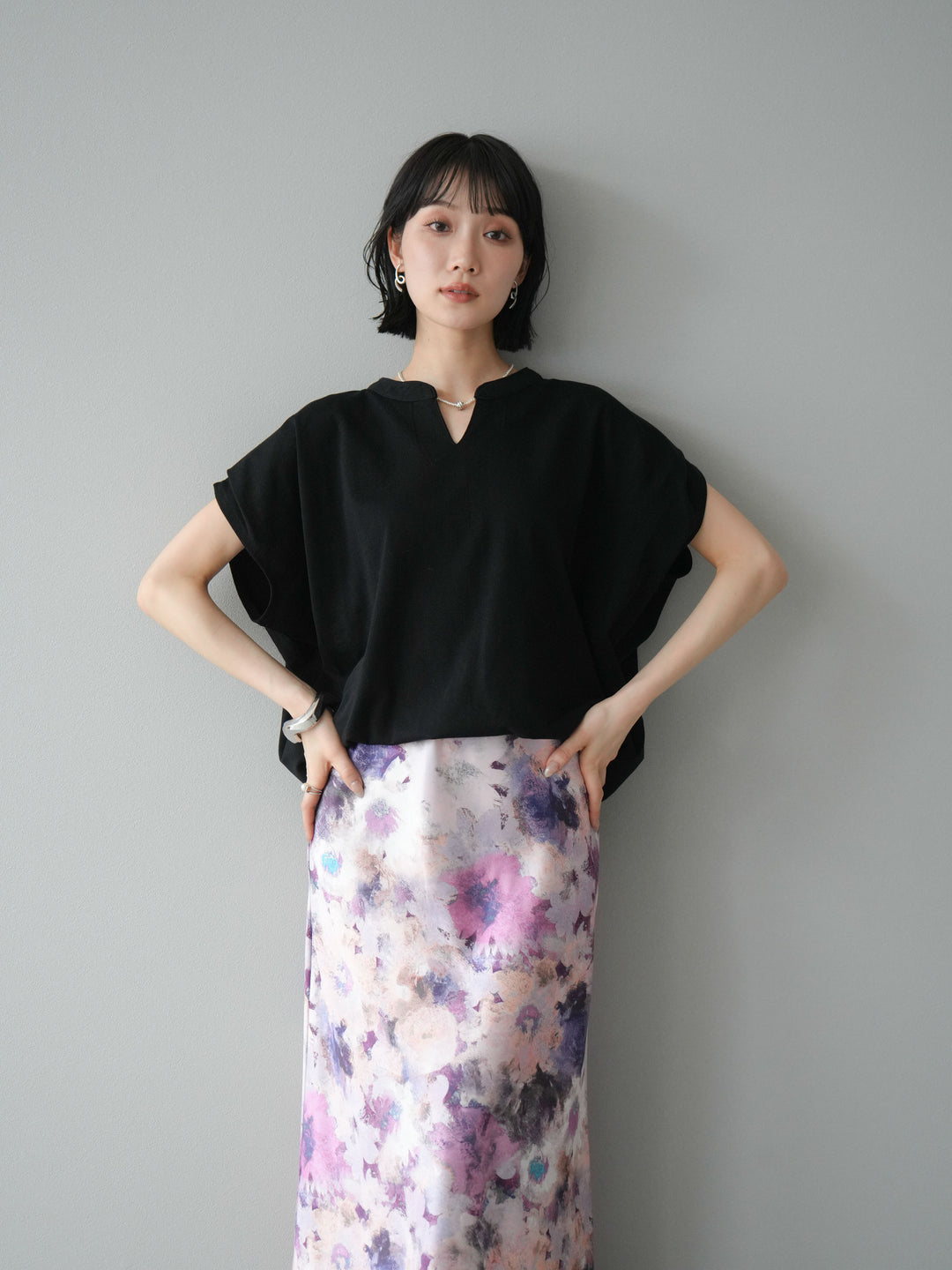 [予約]キーネックドルマンルーズコットンTシャツ/ブラック