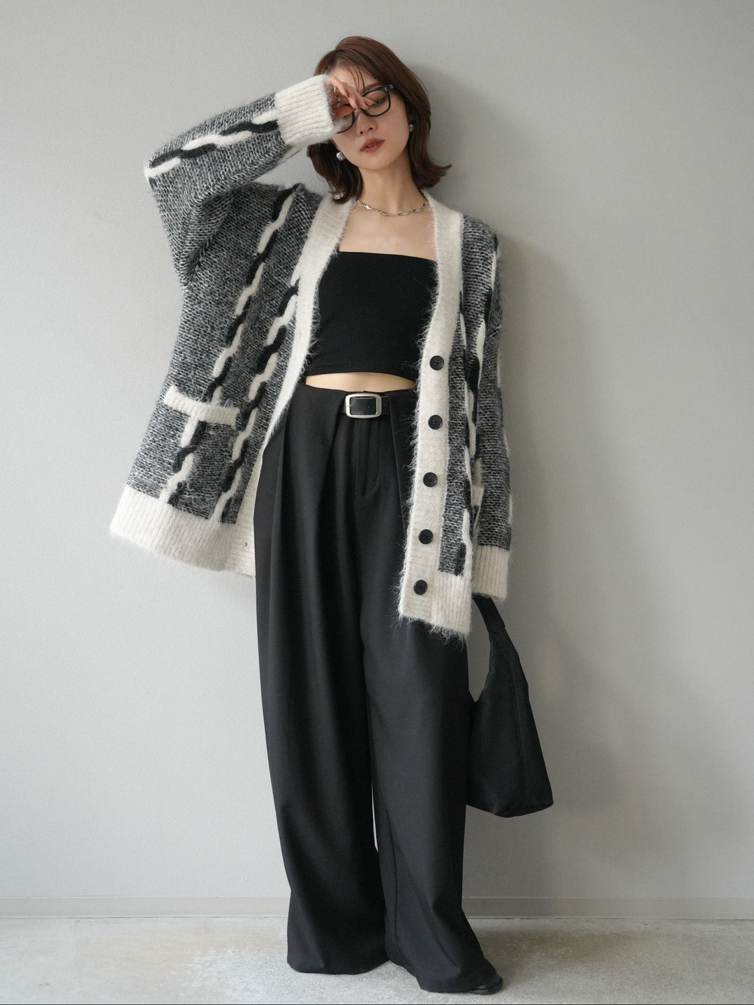 [SET]バイカラー編み込みデザインニットカーディガン+ベルトループデザインワイドパンツ(2set)