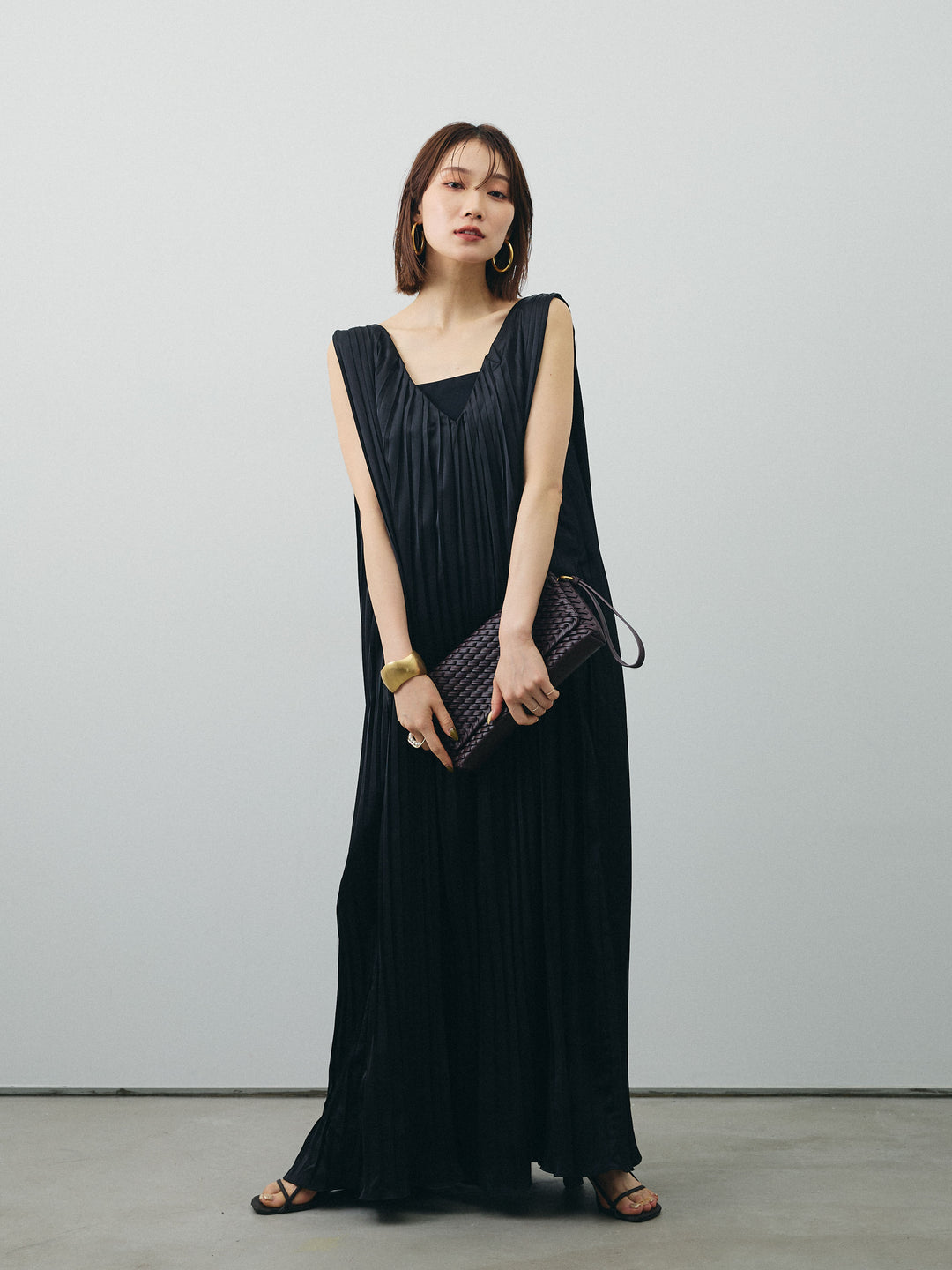 [SET] 緞面褶皺V領洋裝 + 緞面褶皺V領洋裝 (2set)