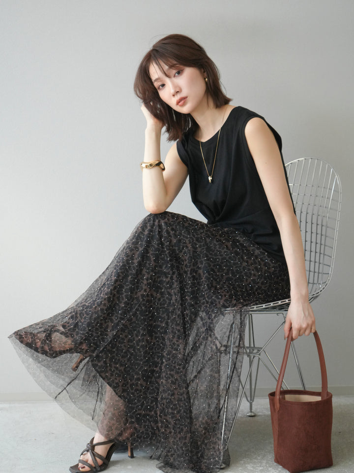 [予約]フロントツイストノースリーカットソー/ブラック