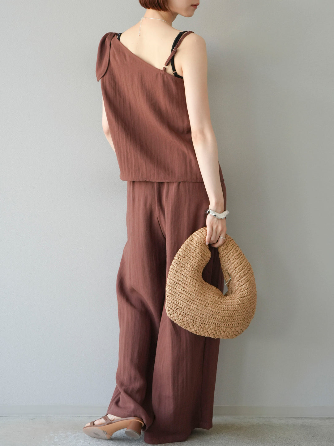 [SET]アシンメトリーショルダーデザイントップス＆ワイドパンツSET UP(2set)