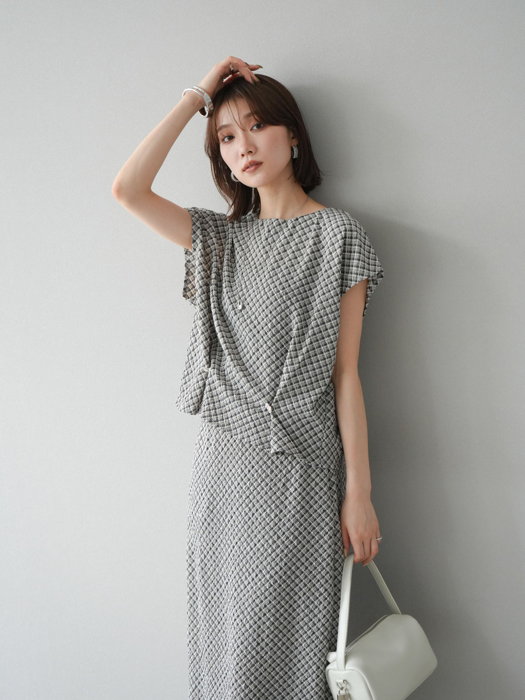 [予約]チェック柄タックデザインフレンチスリーブトップス/ブラック