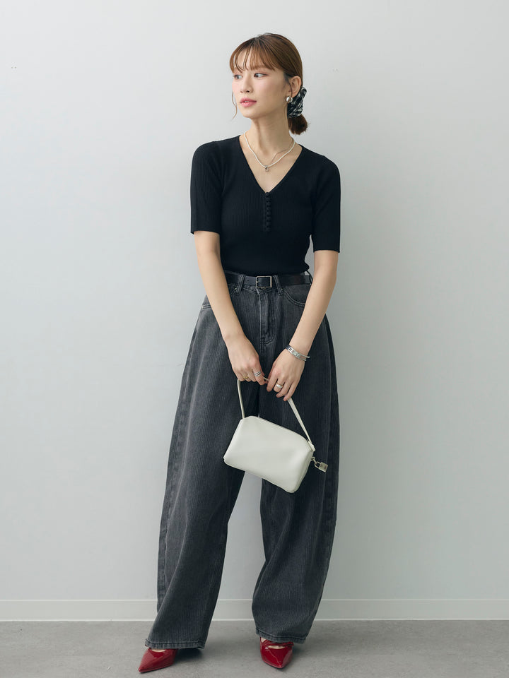 【套裝】V領羅紋針織上衣（附羈扣）+水洗弧形牛仔褲（兩件套）