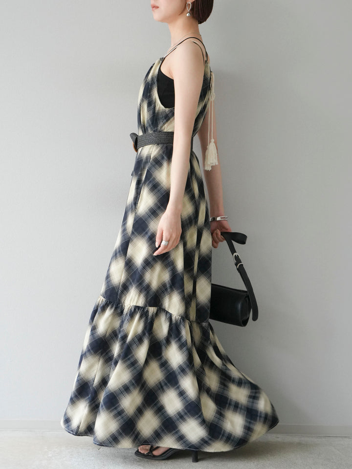 [SET] 繫腰帶格紋無袖洋裝 + 繫腰帶格紋無袖洋裝 (2 套)