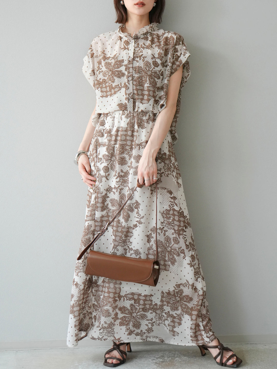 [SET] 花朵圖案法式袖襯衫 + 花朵圖案喇叭裙 (2 套)