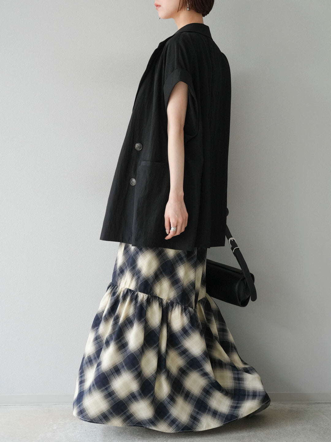 [SET]ベルト付チェックノースリーブワンピース+リネンライクノースリーブダブルジレ(2set)