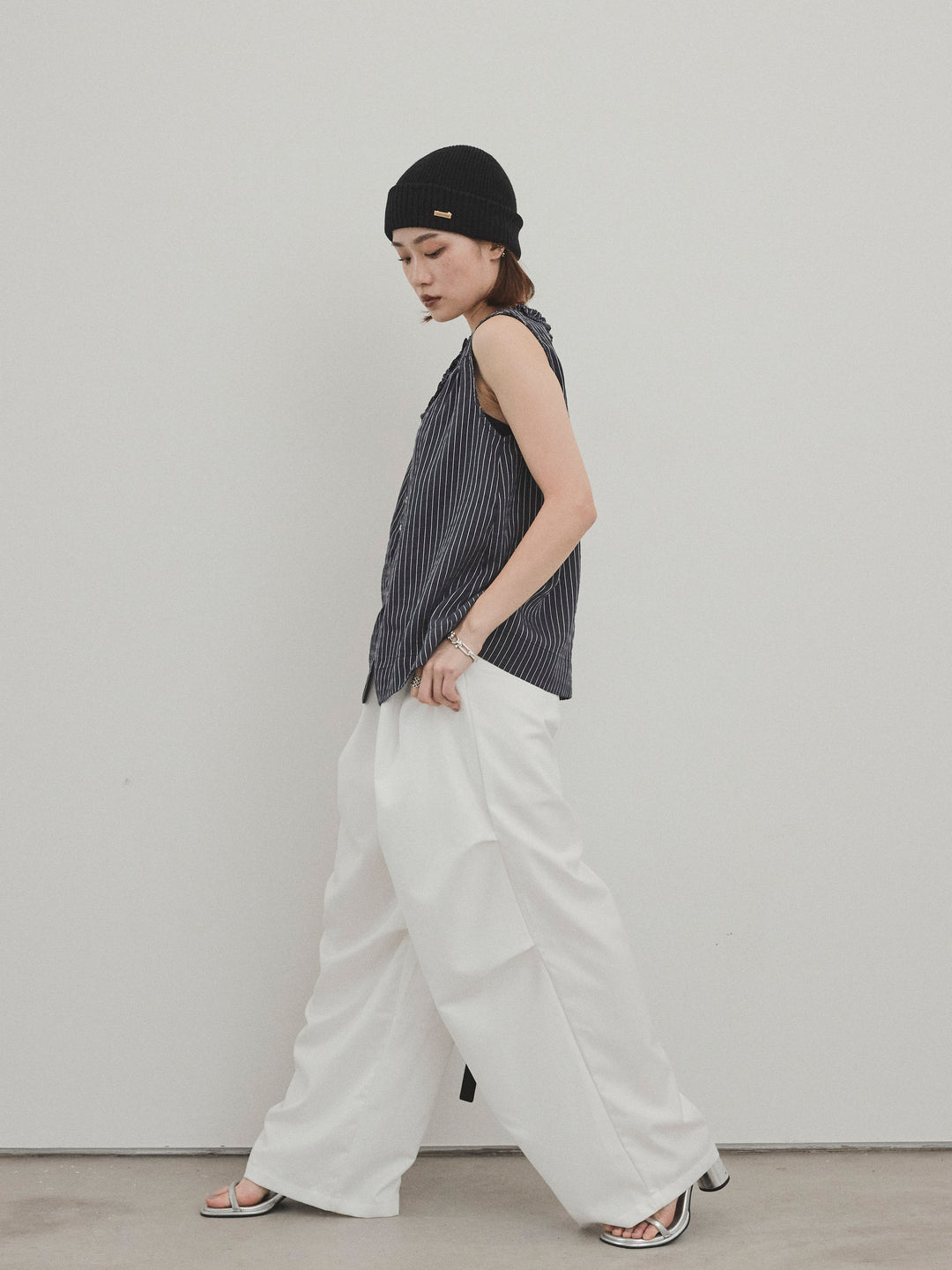 [預購] Design Loop 側邊褶褲/白色