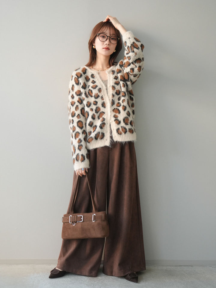 [予約]モチーフベルト付スエードタックワイドパンツ/brown