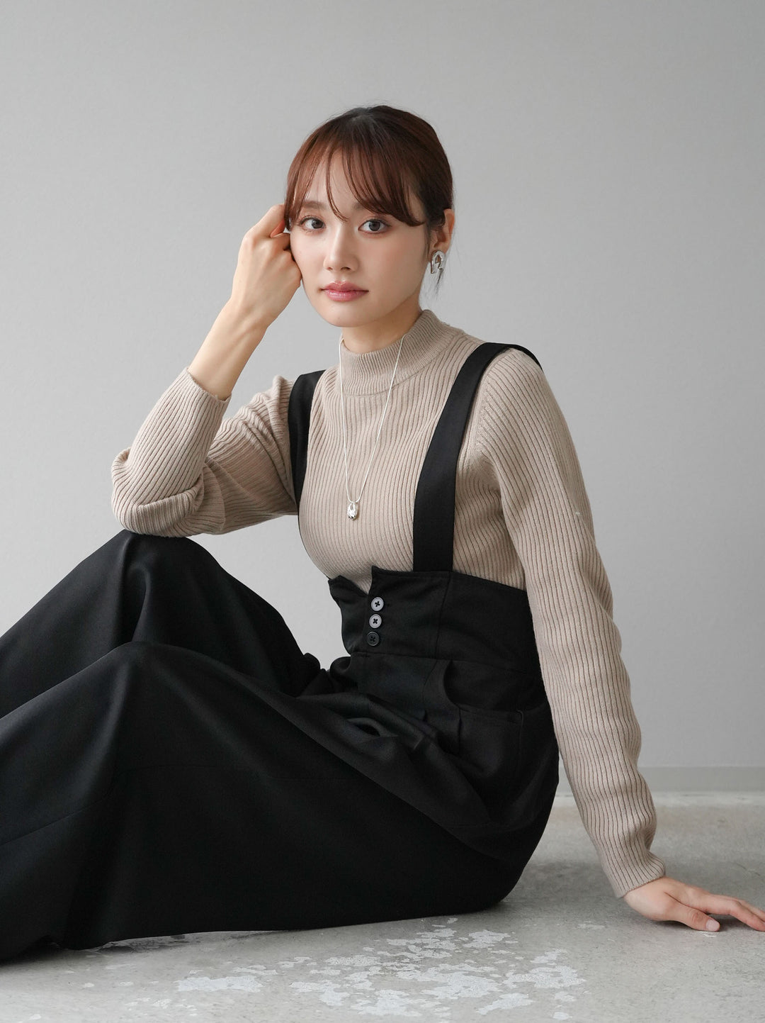 [預訂] 瓶頸羅紋針織上衣/米色