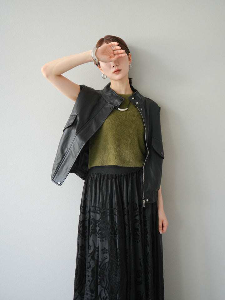 [予約]スリーブレスフェイクレザーブルゾン/ブラック