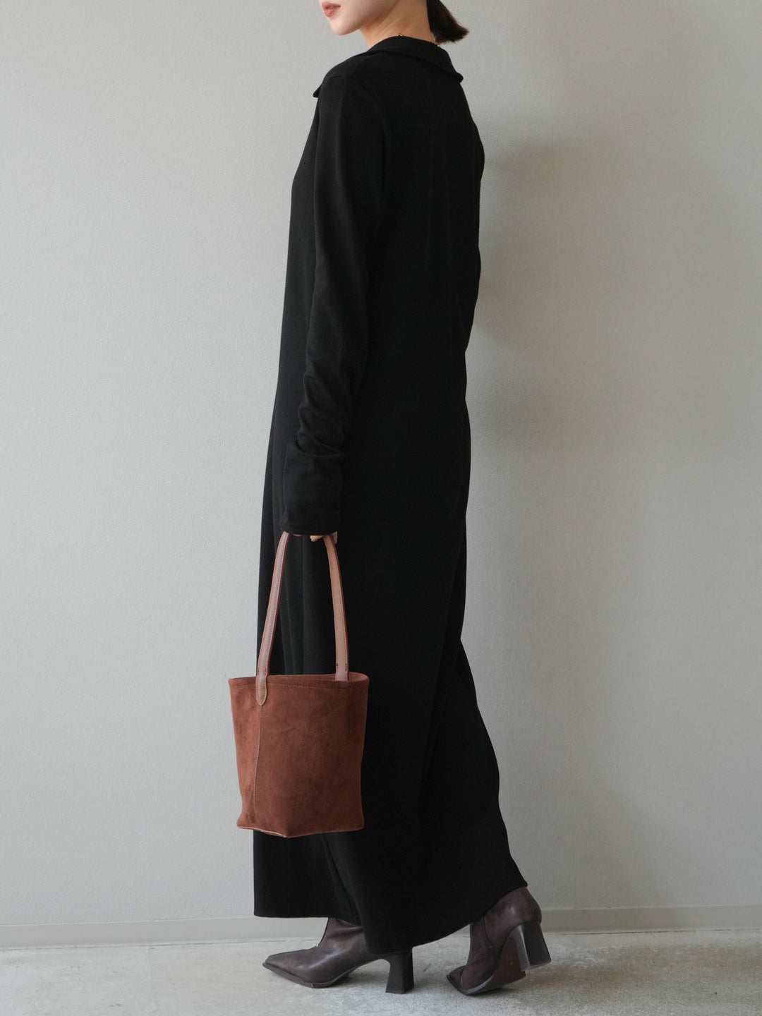 [予約]襟付きカットリブボタンワンピース/ブラック