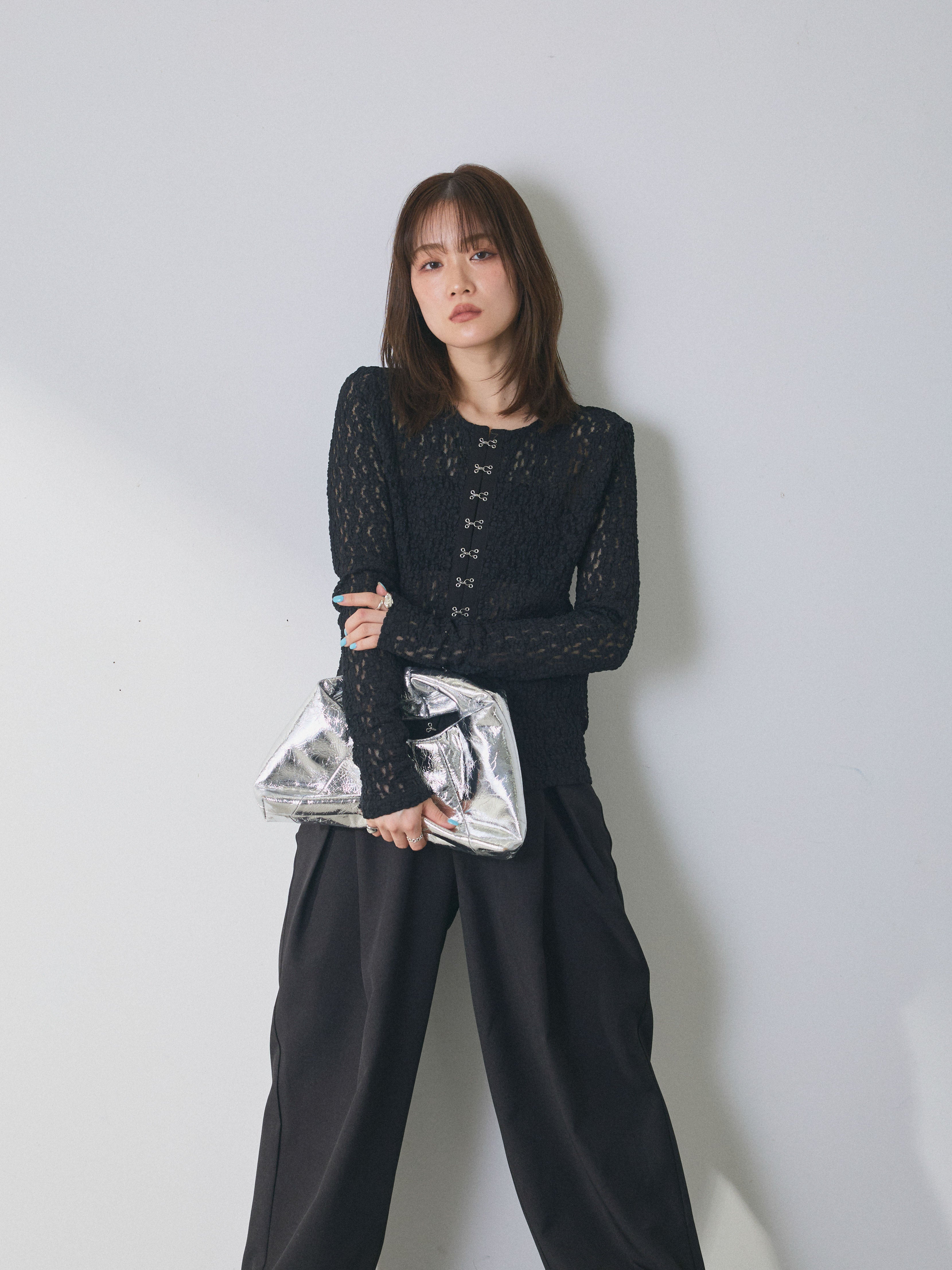 予約]ストレッチレースフロントホックトップス/black – Lumier