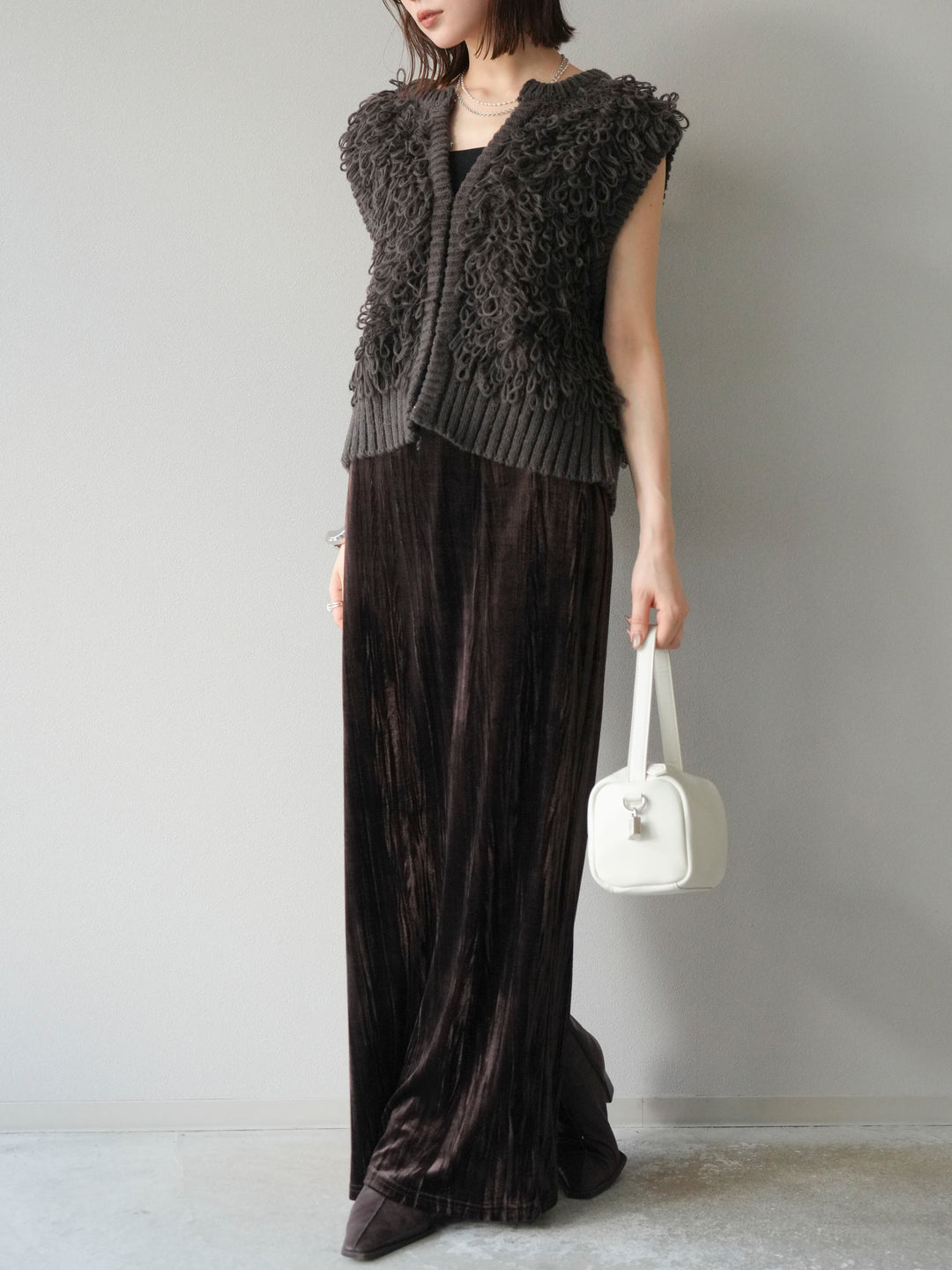 [SET]レザー襟オンブレチェックオーバーシャツ +ループデザインホックベスト +クラッシュベロアナロースカート(3set)