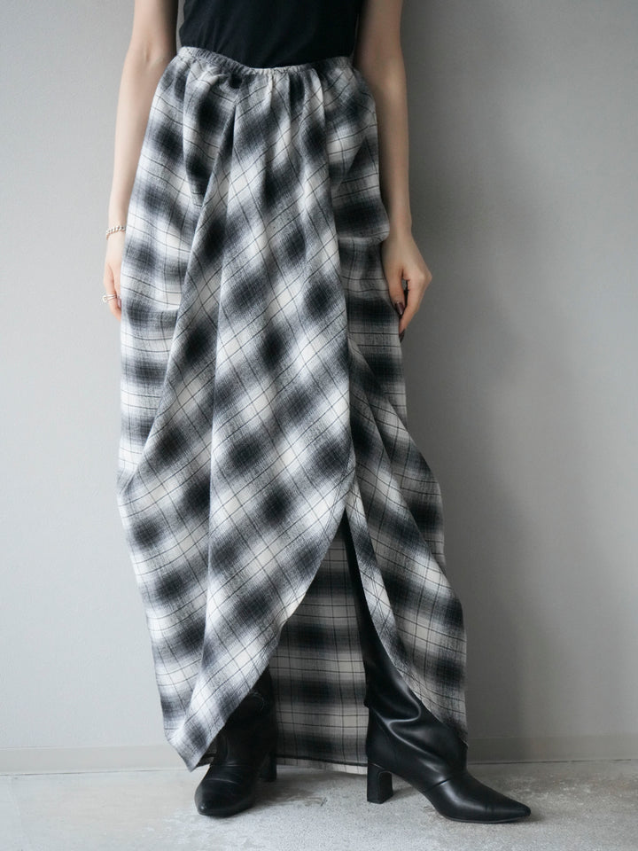 [予約]タックデザインチェックスカート/ホワイト×ブラック