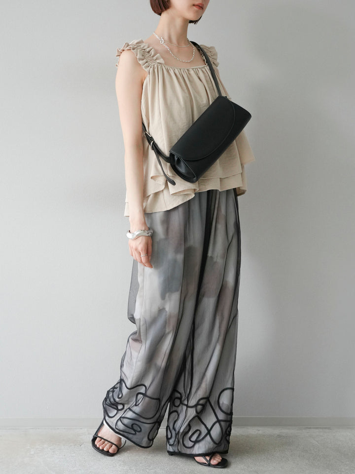 [SET] 縮肩喇叭背心 + 水彩藝術休閒褲 + 繩繡薄紗疊穿褲 (3 件套)