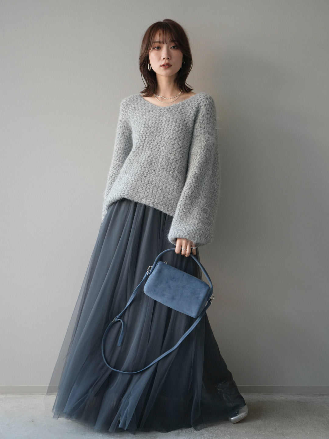 [SET]ウールタッチラメミックスヤーンVネックニットプルオーバー+チュールボリュームスカート(2set)