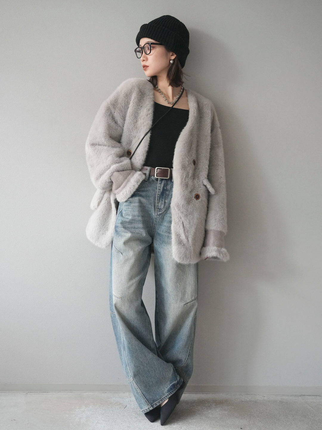 [SET]バッグ付エコファーノーカラーコート+ベルト付カーブデニムパンツ(2set)