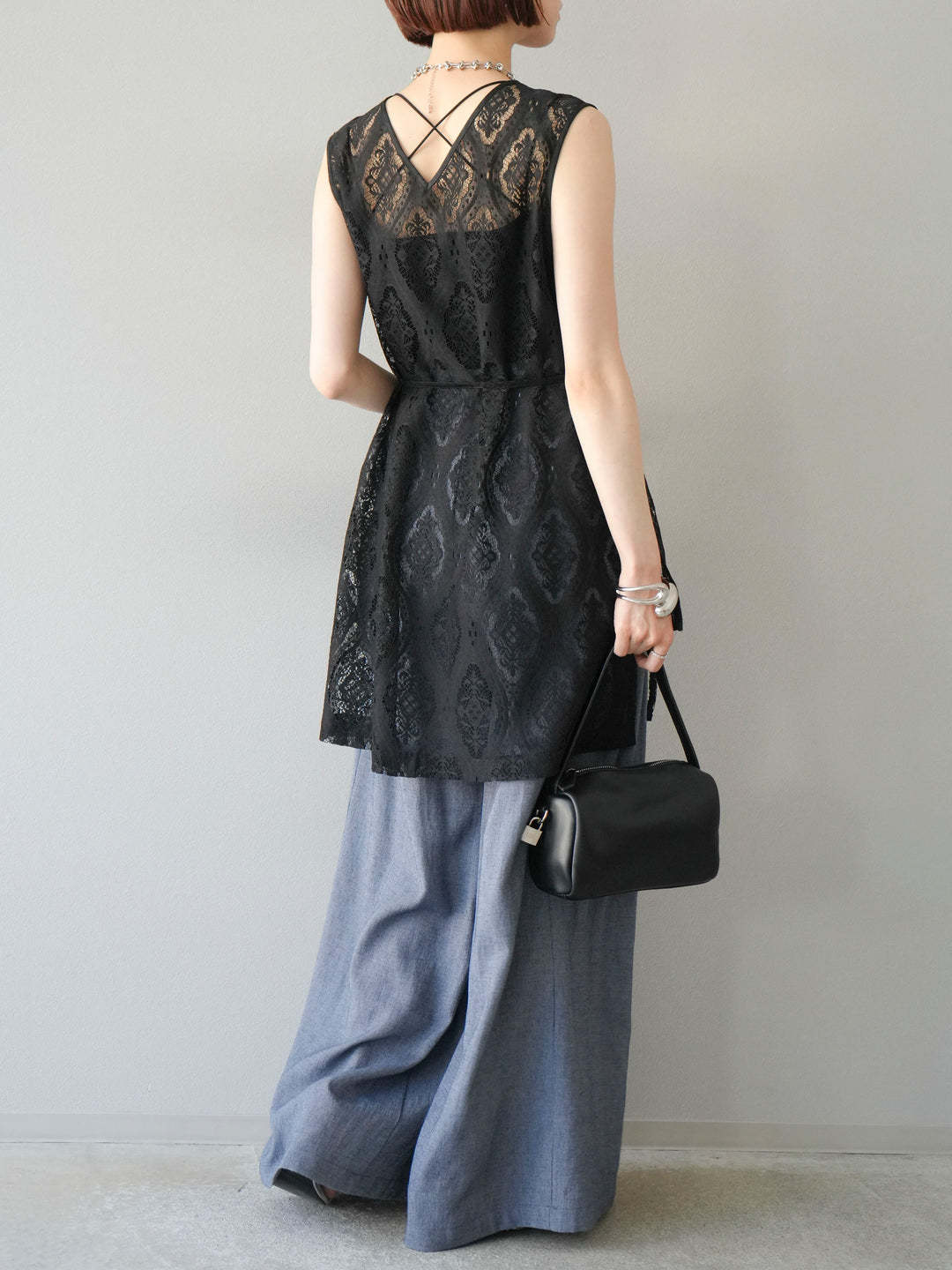 【預購】仿亞麻雙褶設計寬褲/藏青色