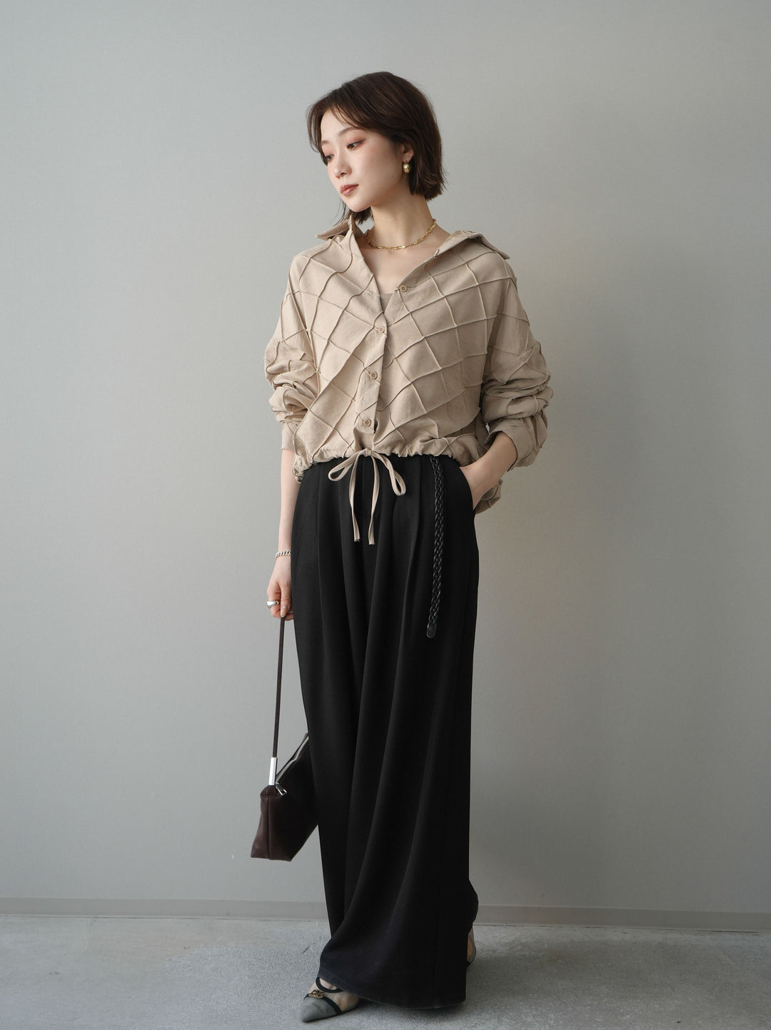 [予約]編み込みベルト付タックワイドパンツ/black