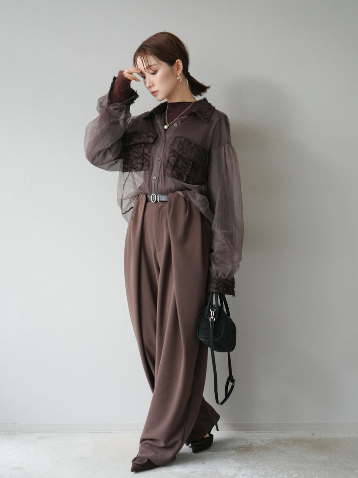 [SET]フリンジジャガード×チュールレイヤードシャツ+アームシャギーランダムリブニットトップス+ベルト付タックワイドパンツ(3set)