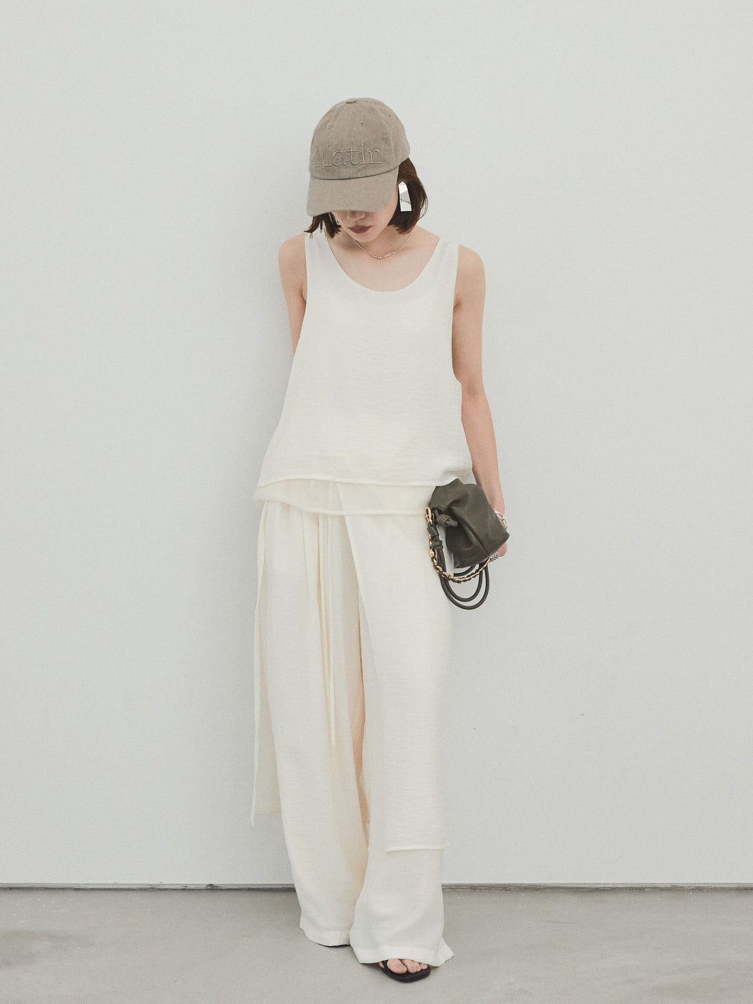 [予約]ワッシャーサテンレイヤードスカートパンツ/アイボリー