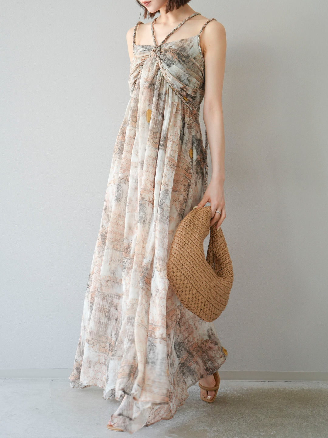 [予約]編み込みショルダーニュアンス柄シフォンワンピース/ベージュ