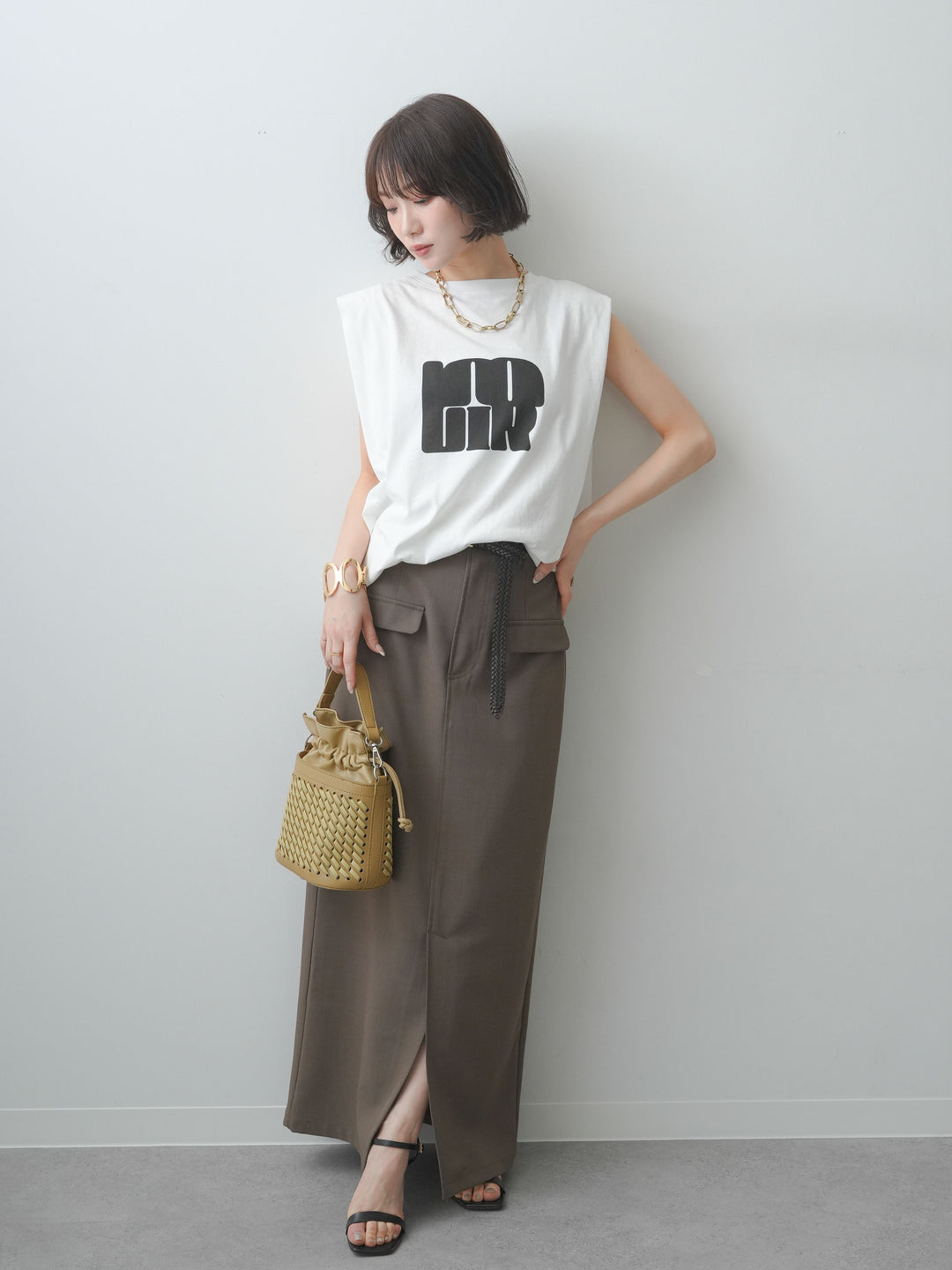 [SET]ショルダータックノースリーブオーバーTEE+ショルダータックノースリーブオーバーTEE+クレープデシンフラップ付きストレートスカート(3set)