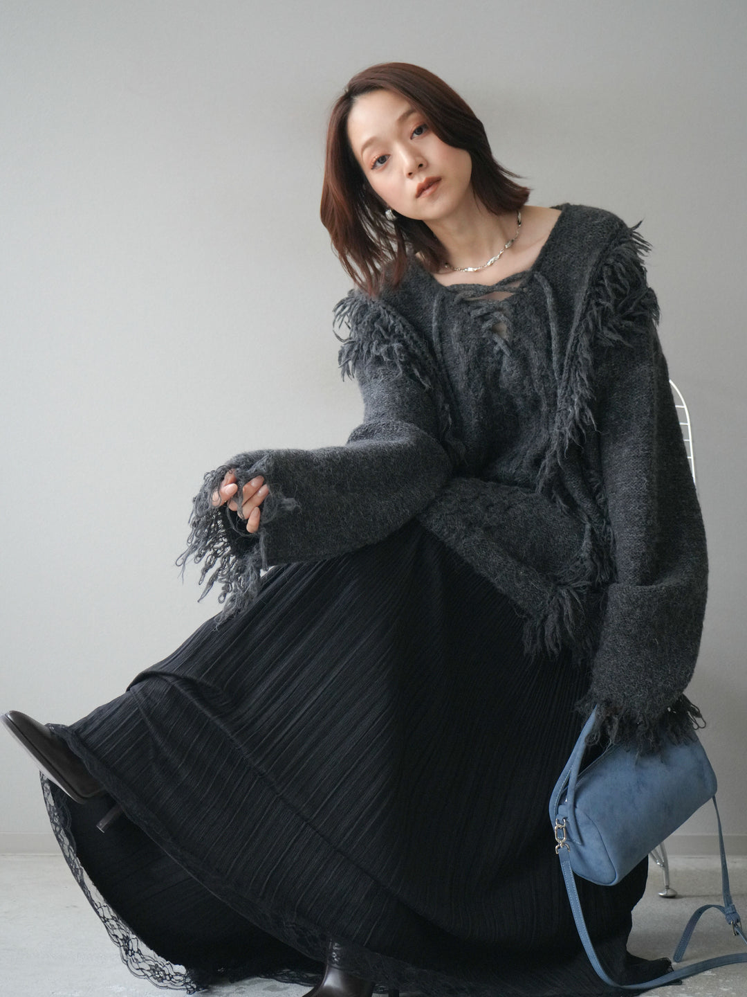 [予約]レースアップフリンジニットプルオーバー/gray