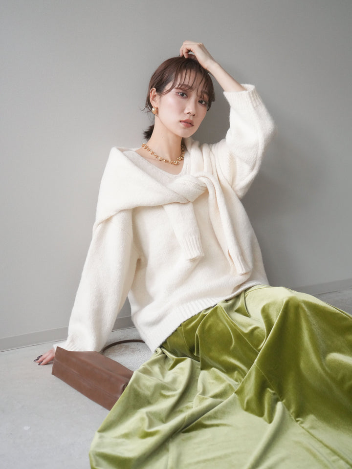 [予約]ストール付きVネックニットプルオーバー/white