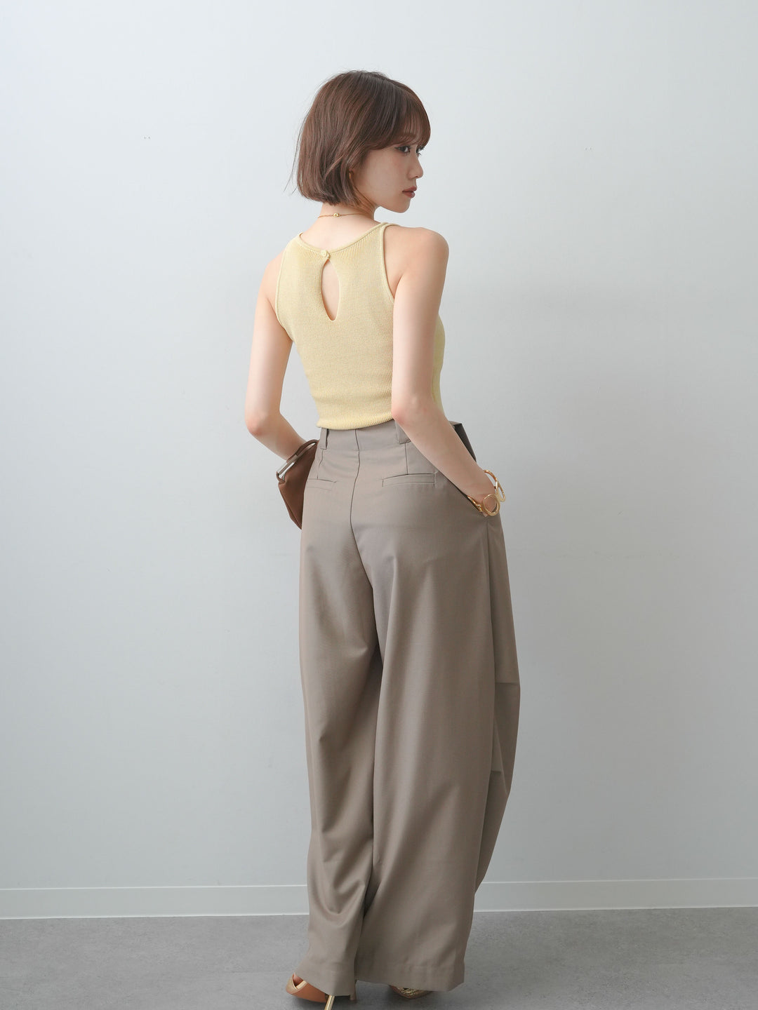 [SET]バックスリットニットタンクトップ+ベルトループカーブタックワイドパンツ(2set)