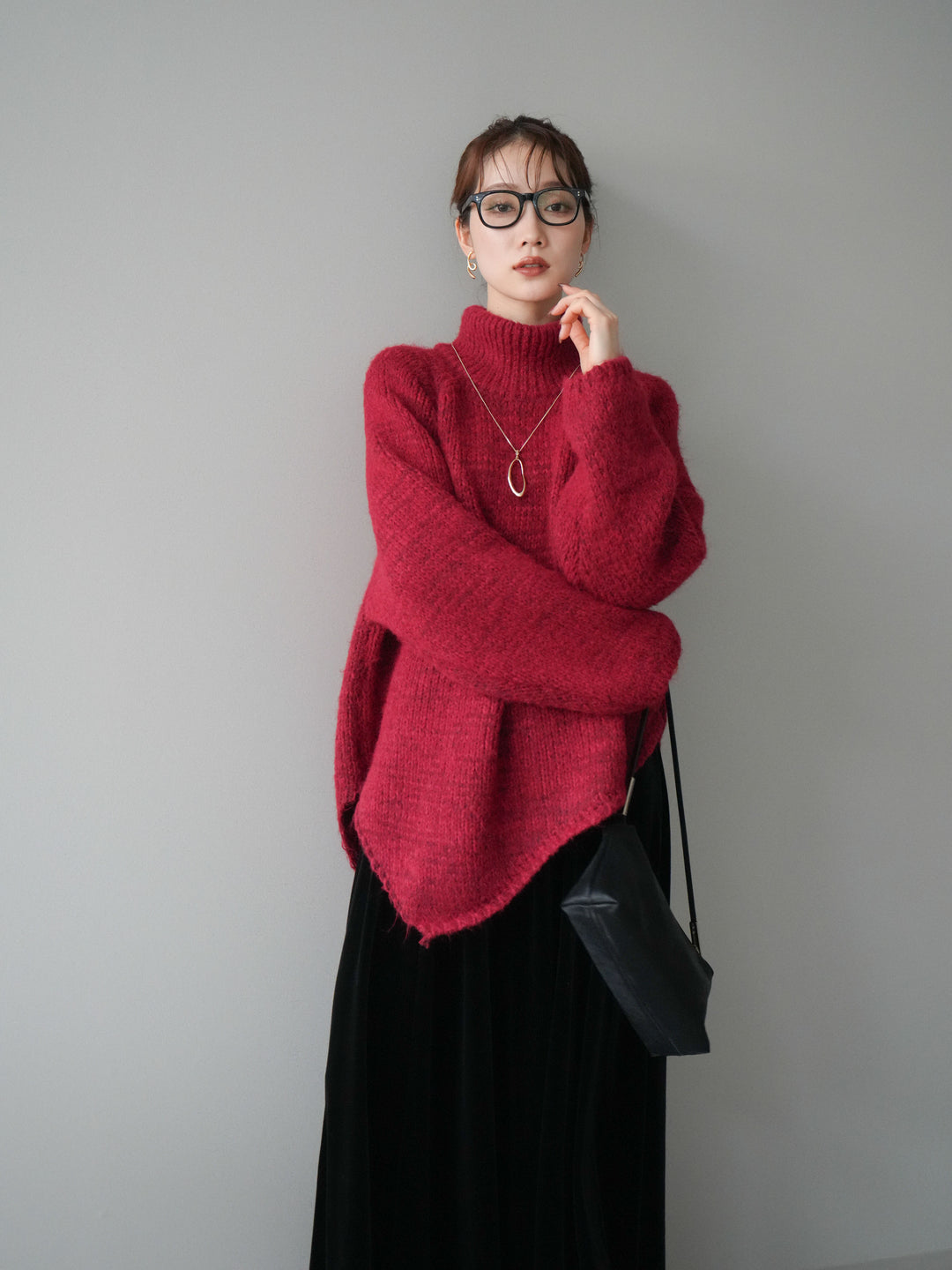 [予約]アシンメトリーハイネックニットプルオーバー/red