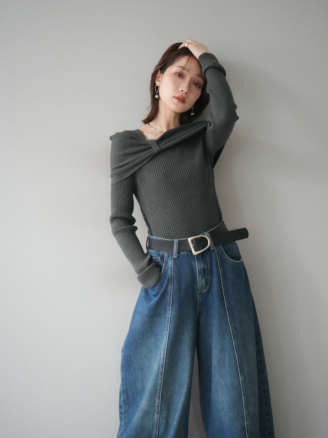 [予約]リボンモチーフオフショルリブニットトップス/gray