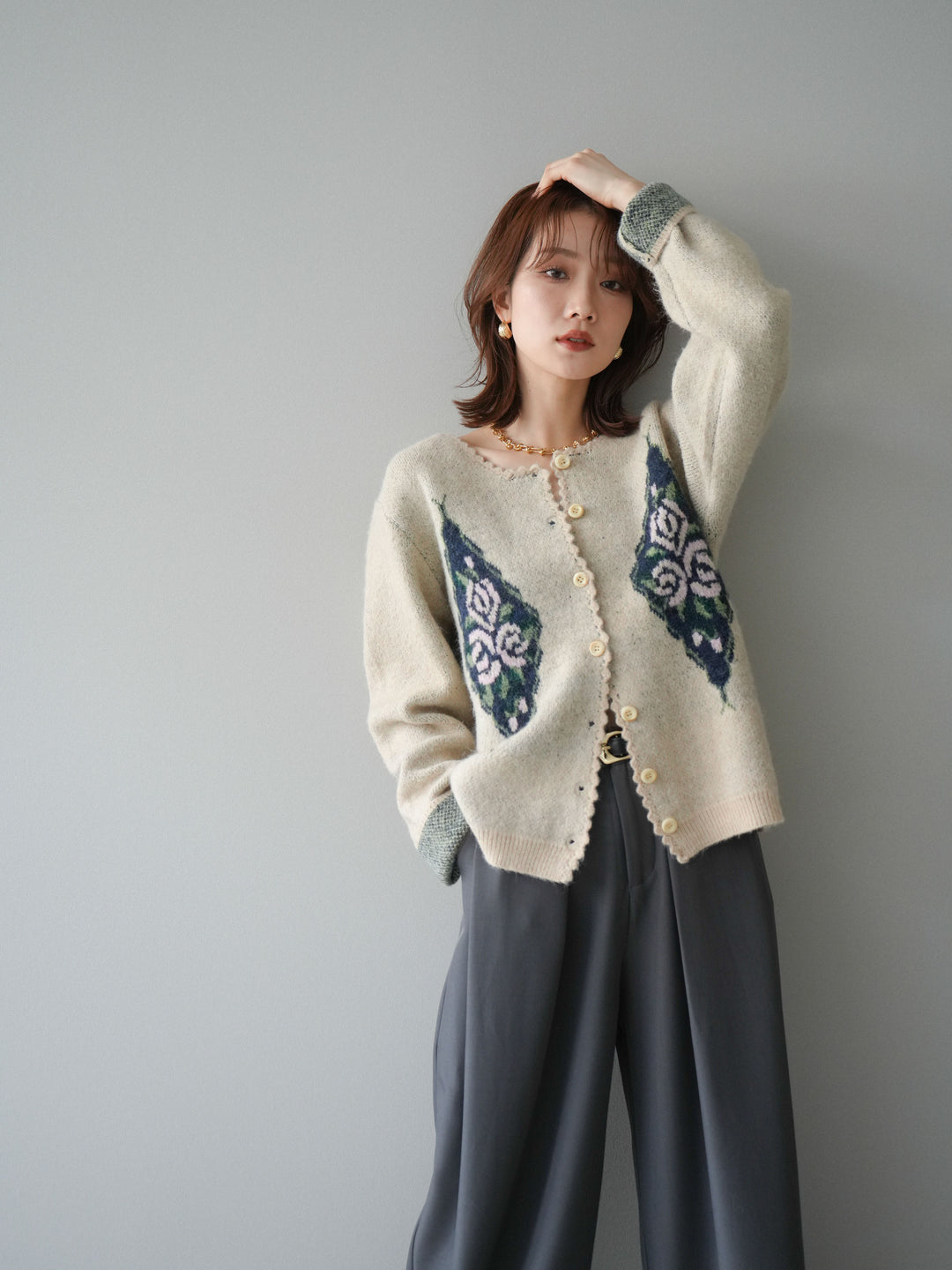 [予約]アンティークフラワージャガードニットカーディガン/ivory