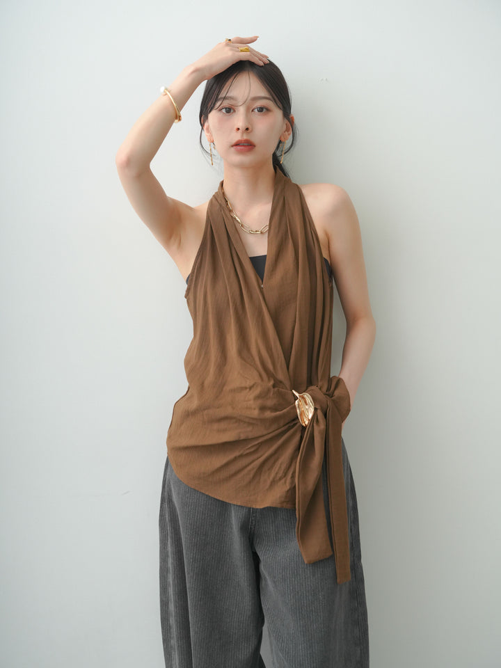 [予約]ゴールドモチーフカシュクールノースリトップス/brown