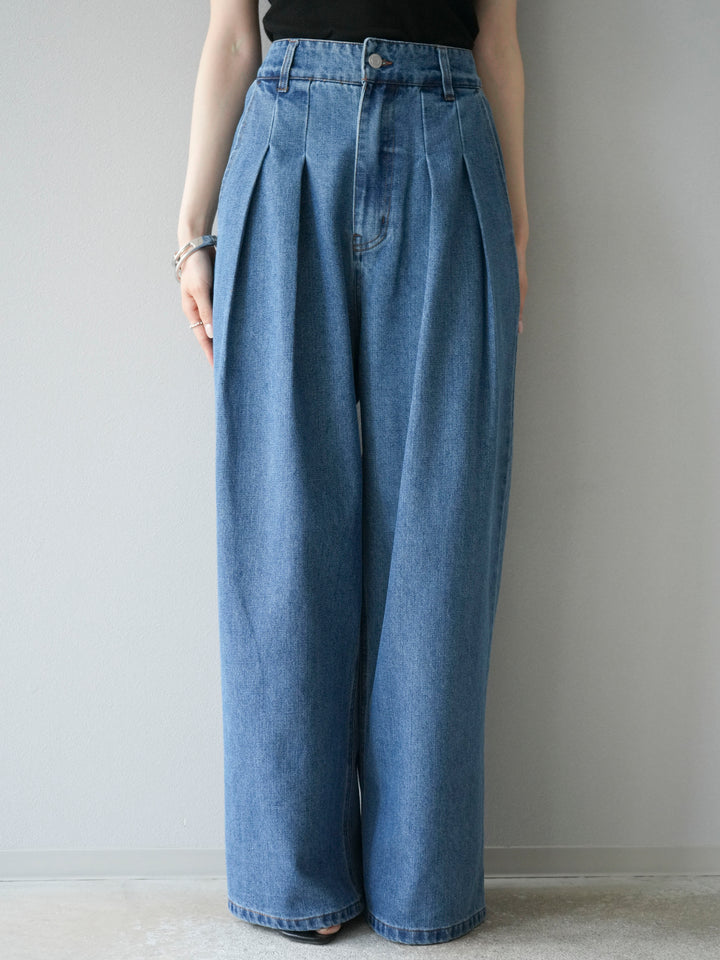 【預購】雙褶寬牛仔褲/藍色