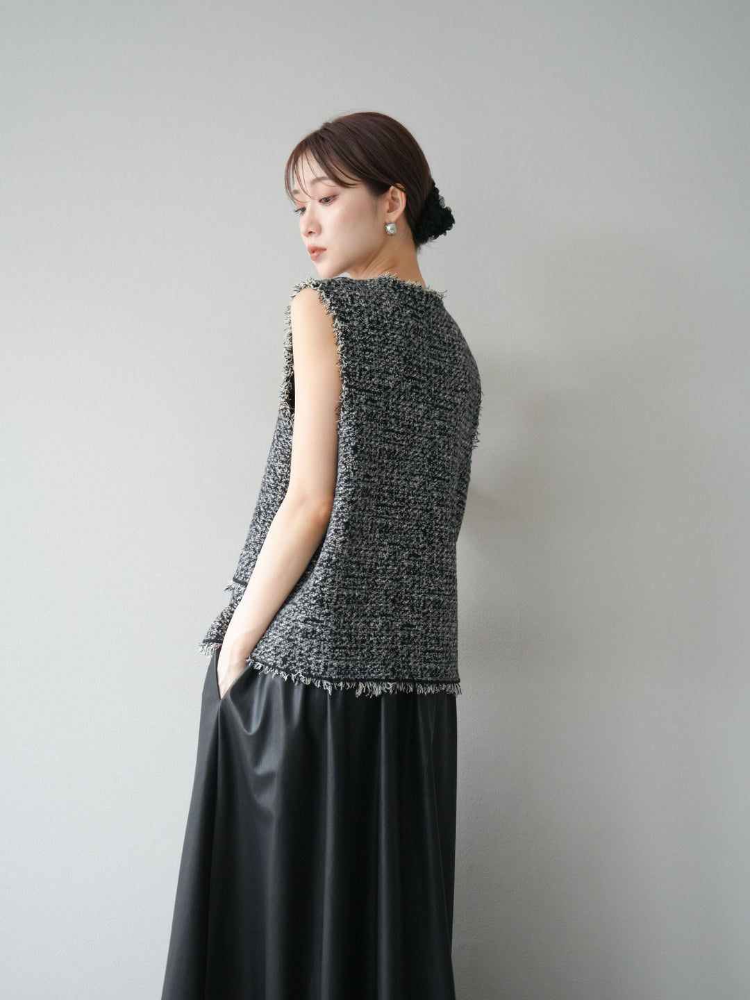 [予約]ミックスツイードフリンジニットベスト/ブラック
