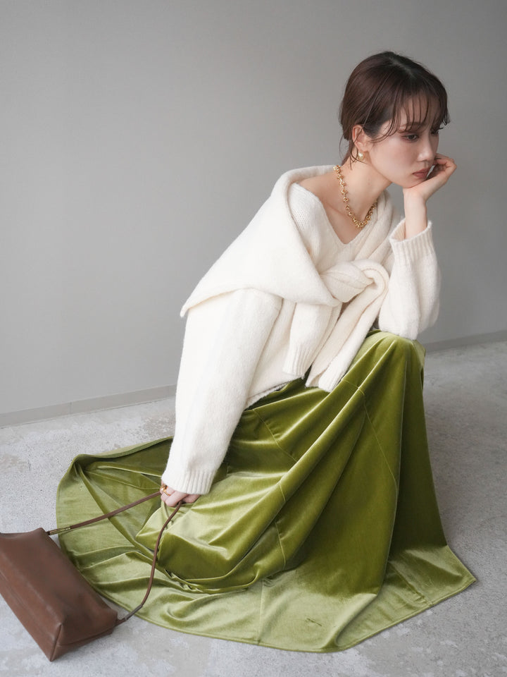 [予約]ストール付きVネックニットプルオーバー/white