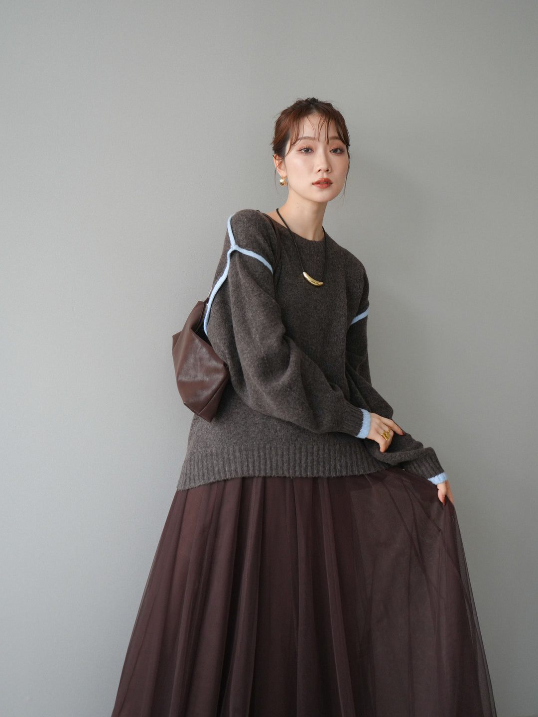 [予約]バイカラーパイピングニットプルオーバー/brown