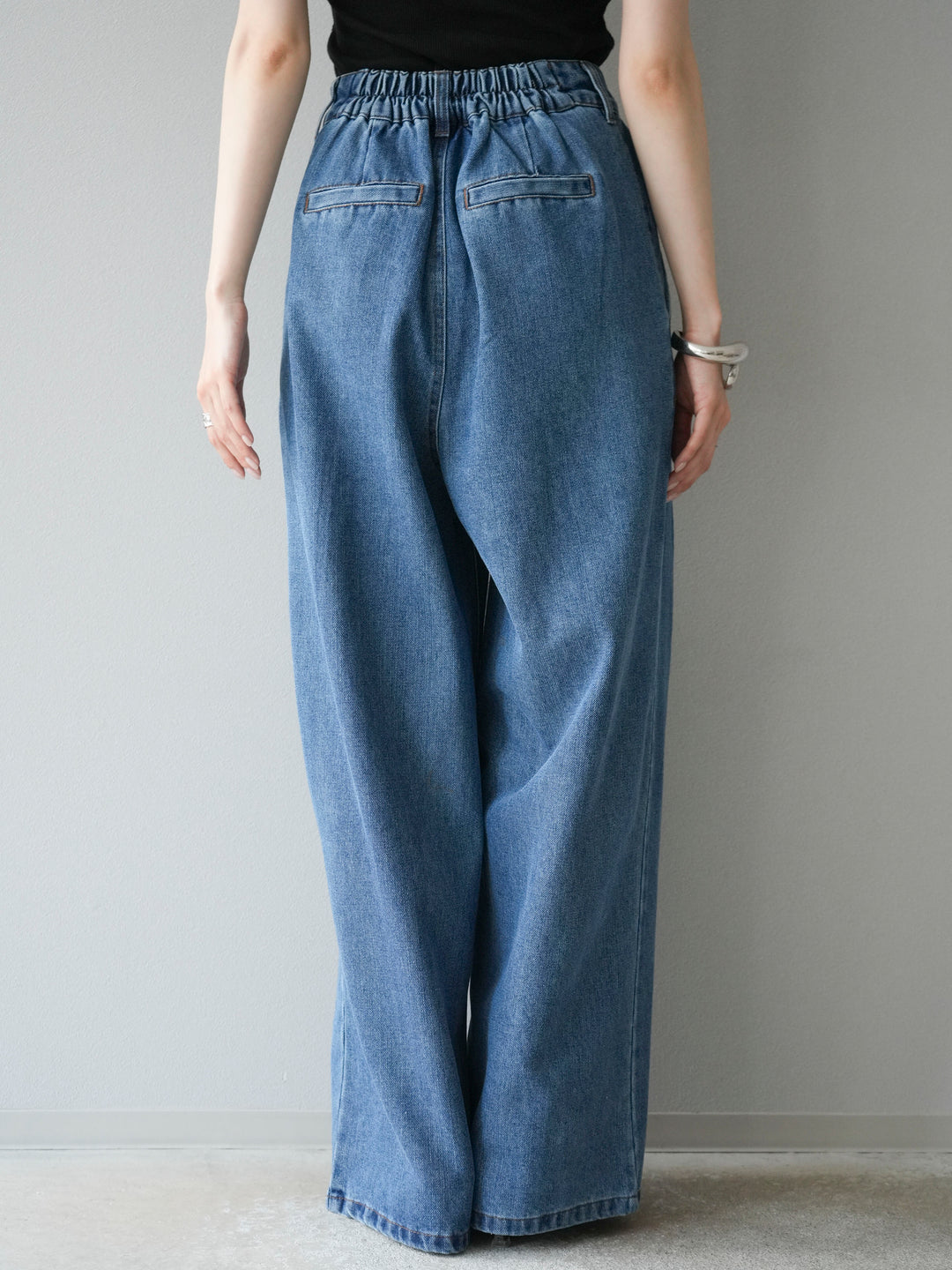 【預購】雙褶寬牛仔褲/藍色
