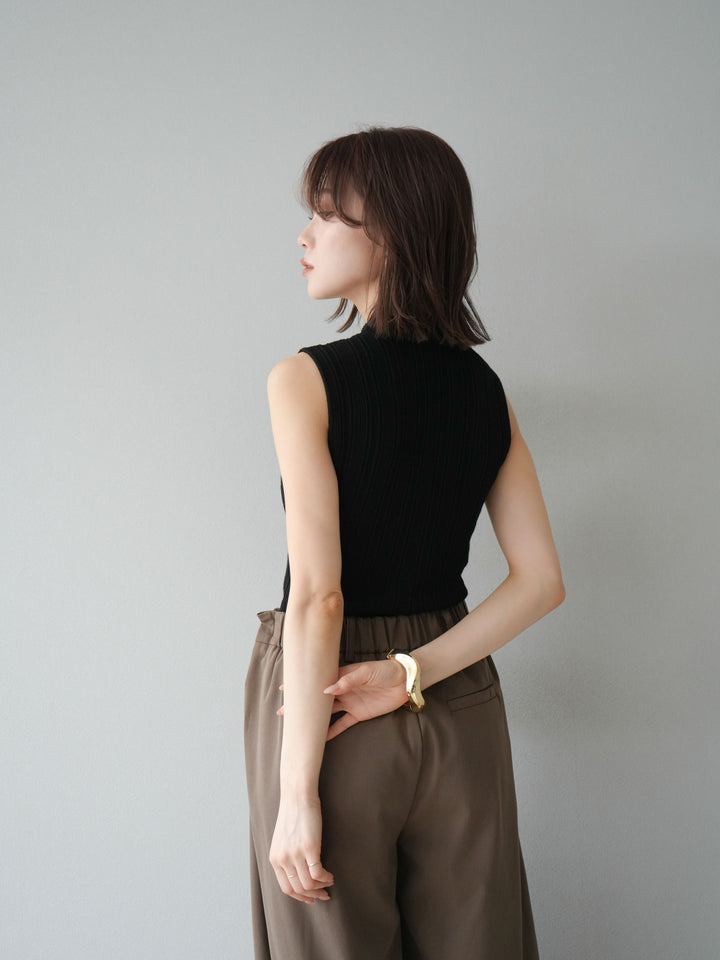 [予約]スリーブレスランダムリブニットトップス/ブラック